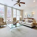 City View Condo With Private Rooftop