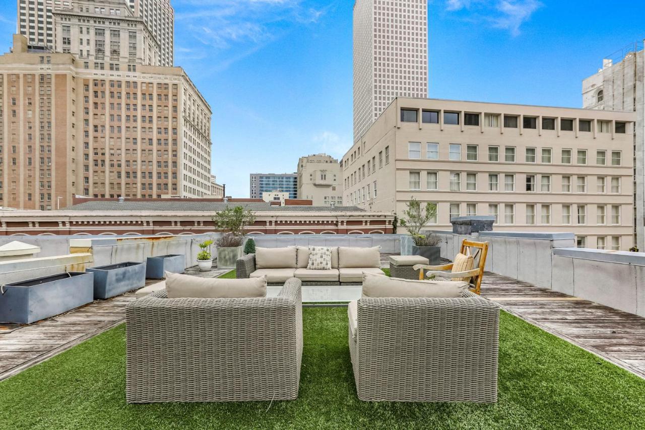 Apartment City View With Private Rooftop *